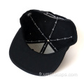 Casquette Snapback de laine avec logo en caoutchouc